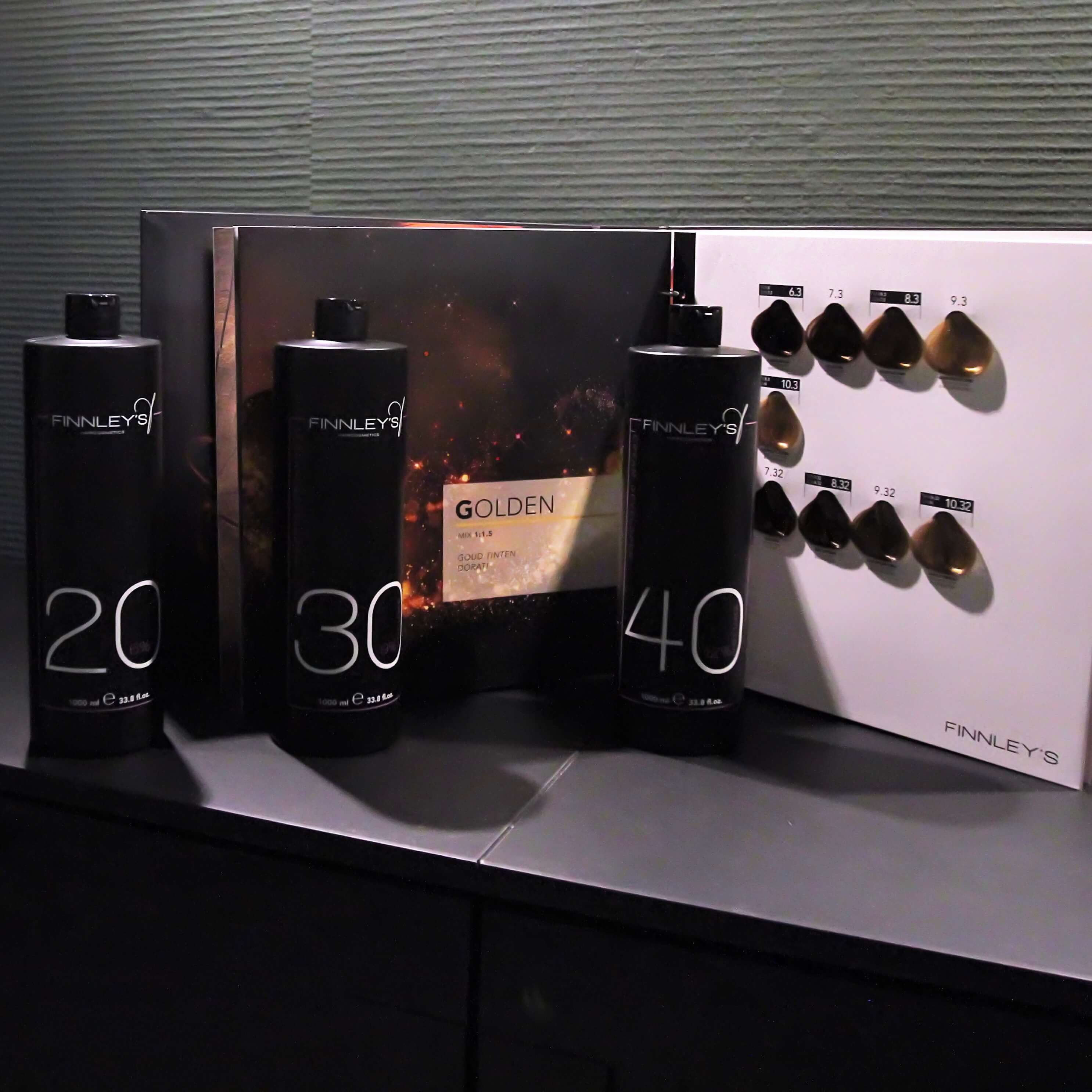 Haren kleuren kapsalon By Kell Geesteren